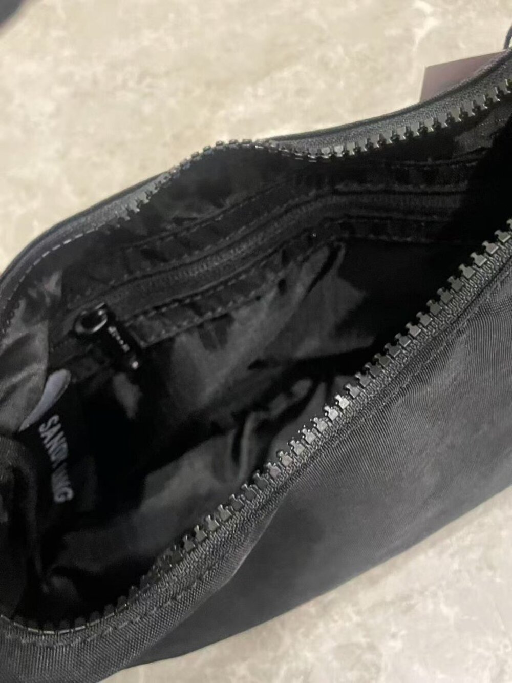 Baggu x Sandy Liang Black Recycled Nylon Bow Hobo Shoulder Bag 11.3x9.3x4.2in - Picture 4 of 7